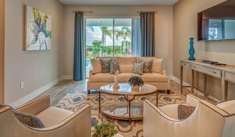 Encore Resort - Eight Bedroom Second Living